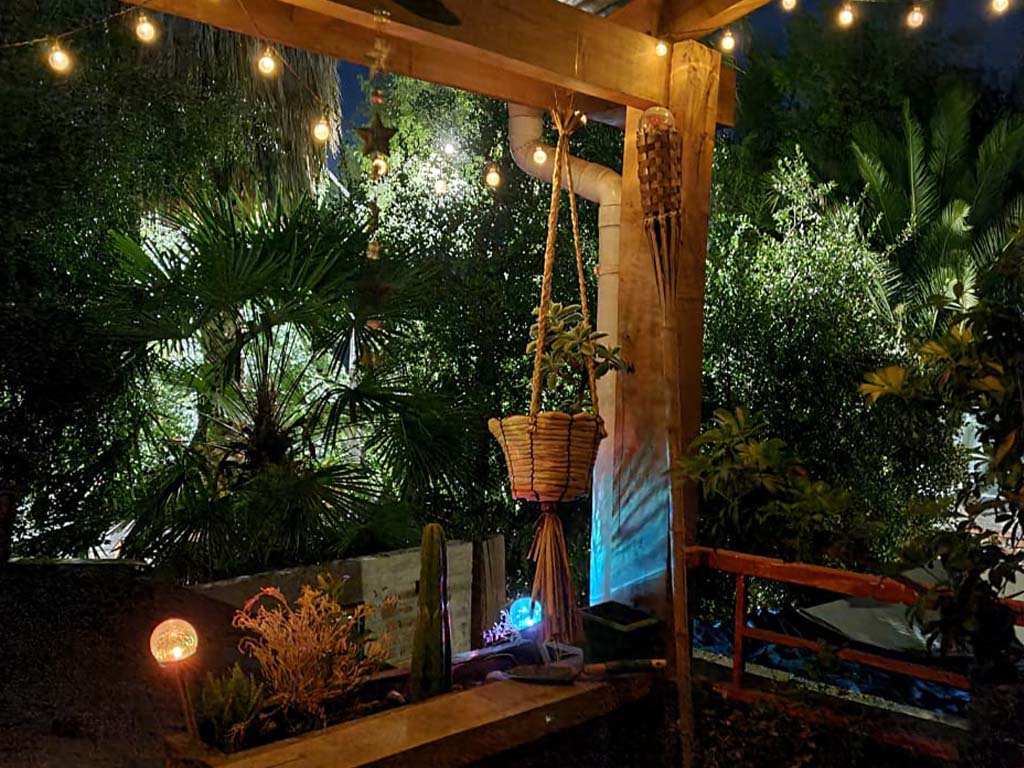 terraza por la noche